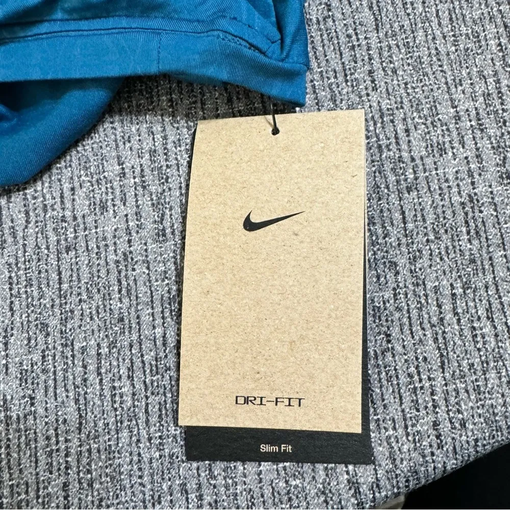 Nike Women’s One Luxe Dri-Fit Crop Top - Image 8