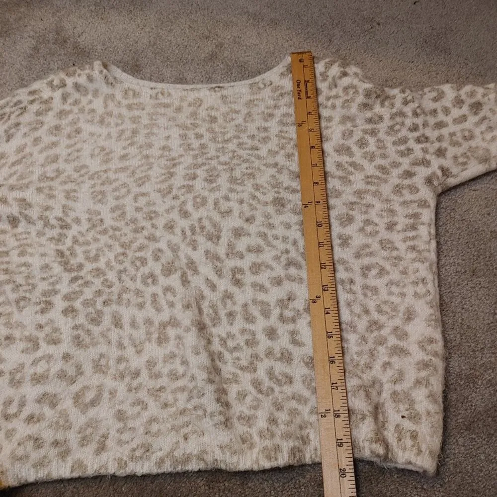 Peyton Primrose Size Small S Light Cheetah Print Neutral Fuzzy Sweater Long White - Image 11