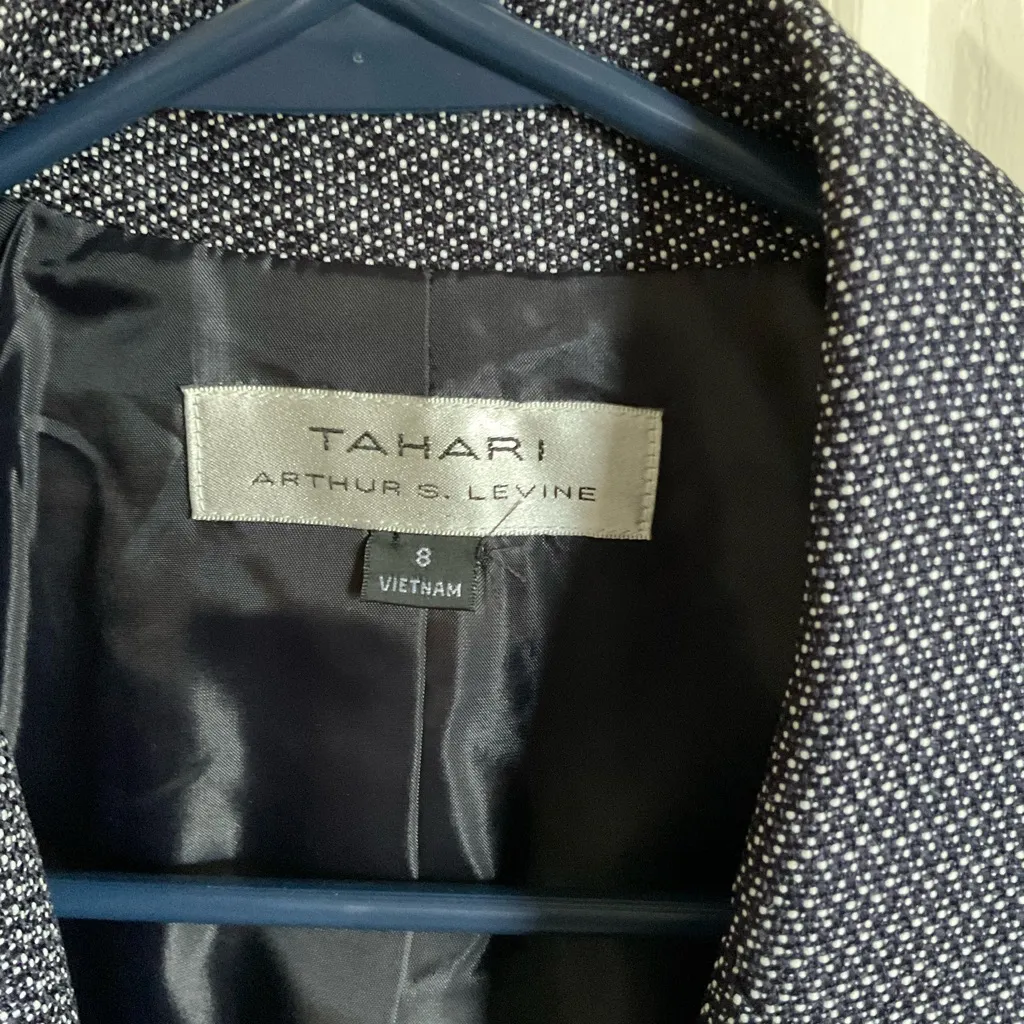 Tahari Navy White Open Front Blazer Size 8 - Image 3