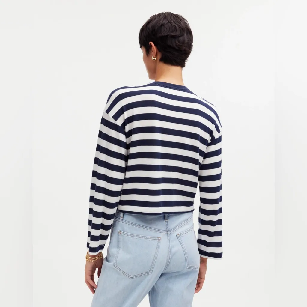 Madewell Drop-Shoulder Pullover Crop Tee in Stripe in Dark Nightfall, Size Small - Image 2