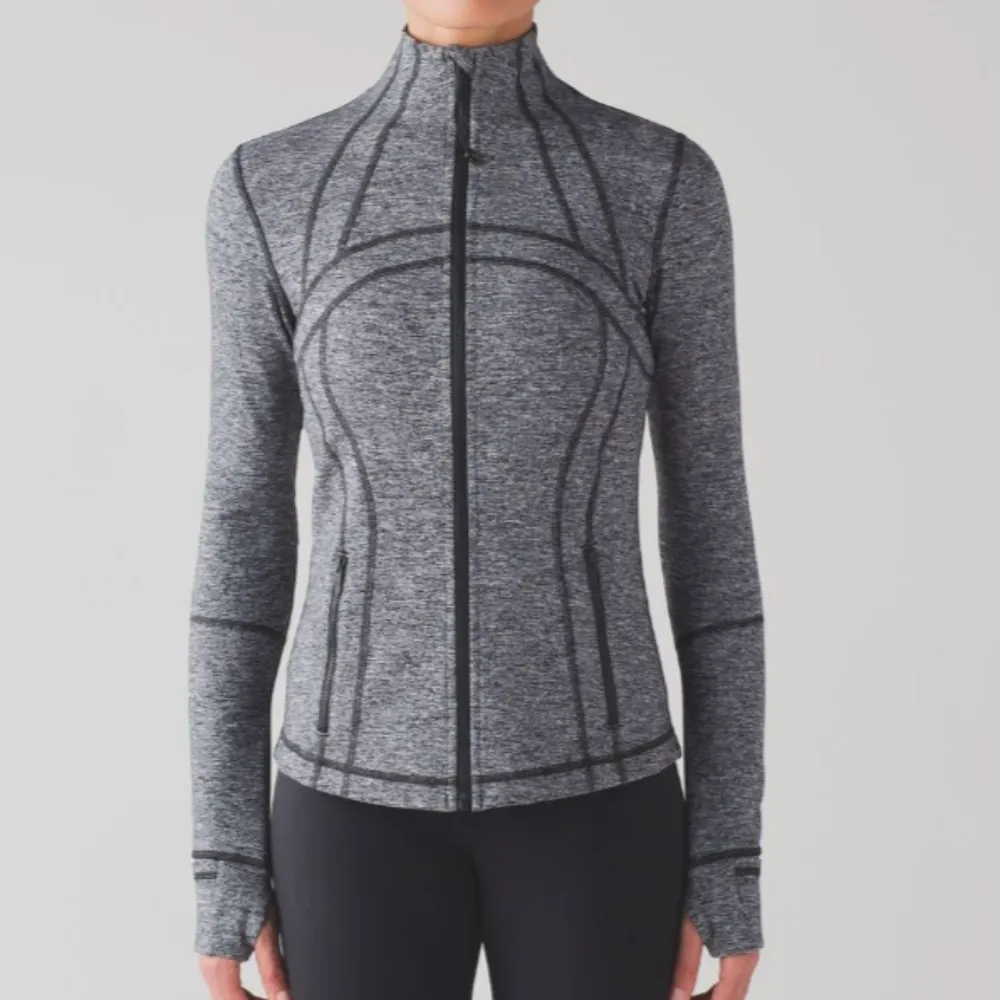 Lululemon heathered black (first release) define jacket size 4 - Image 10