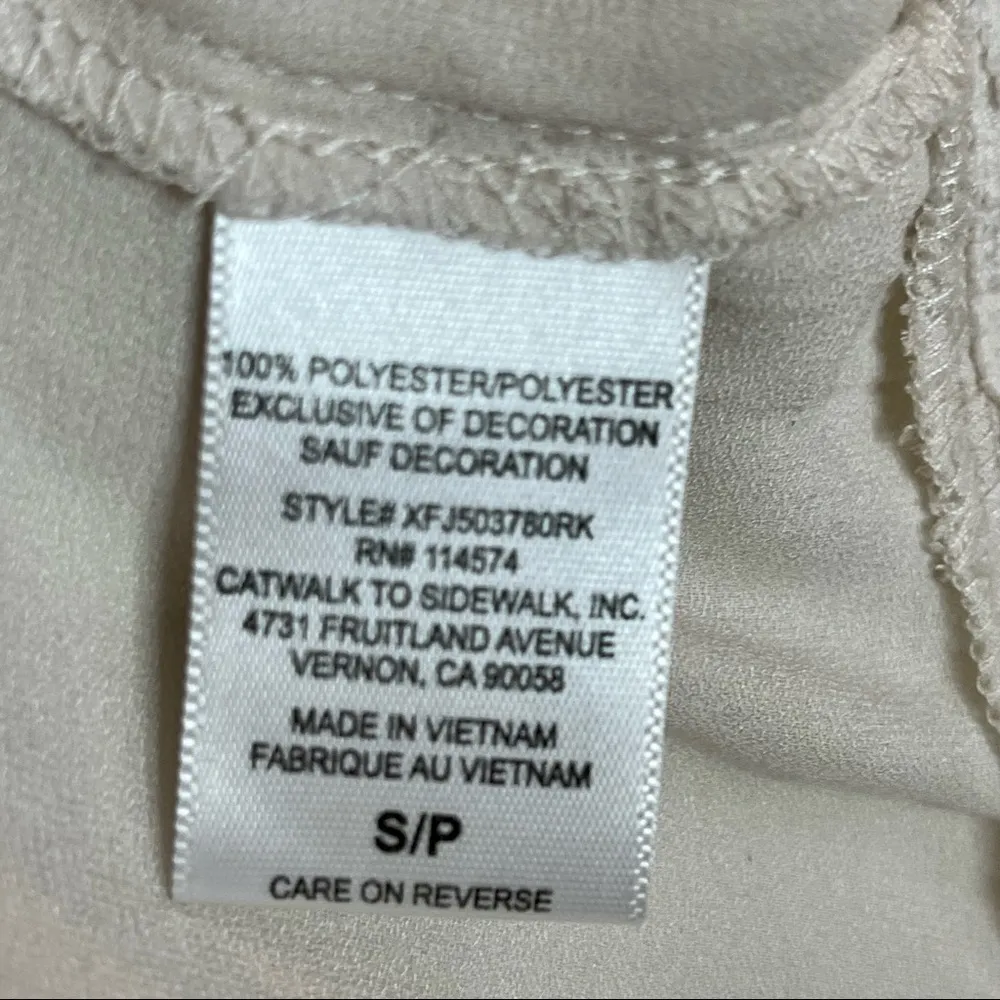 RO & DE beautiful romantic style blouse flowy and sheer - Image 12