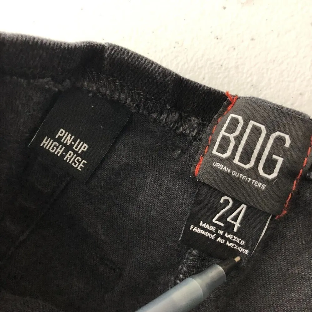 BDG Urban Outfitters Womens Shorts Pin-Up High-Rise Stretch Denim Black 24 - Image 3