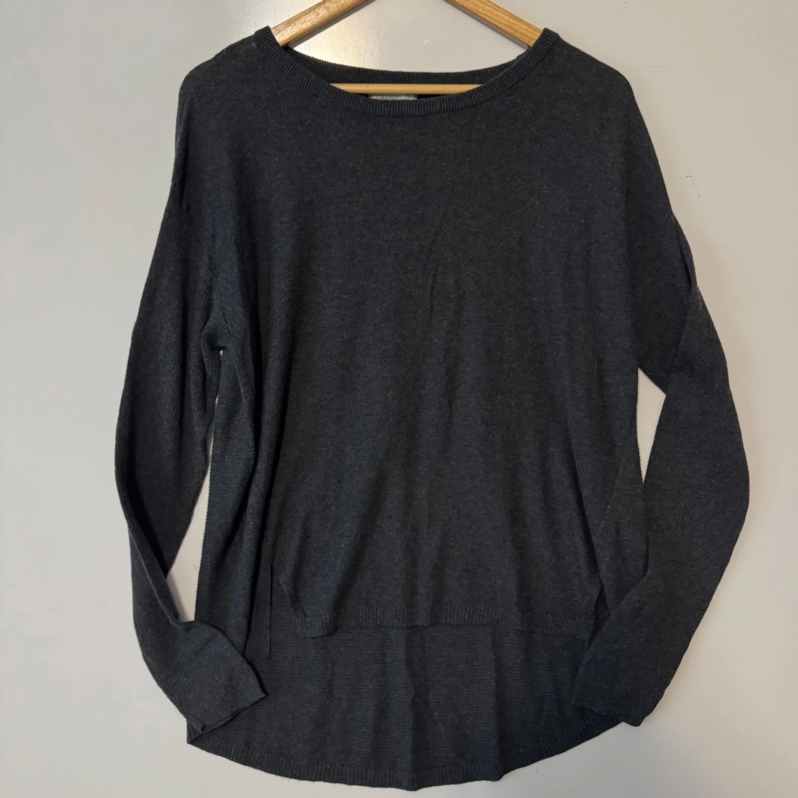 Calvin Klein Jeans‎ Gray Hi-Low Knit Sweater Medium Women's Pullover - Image 6