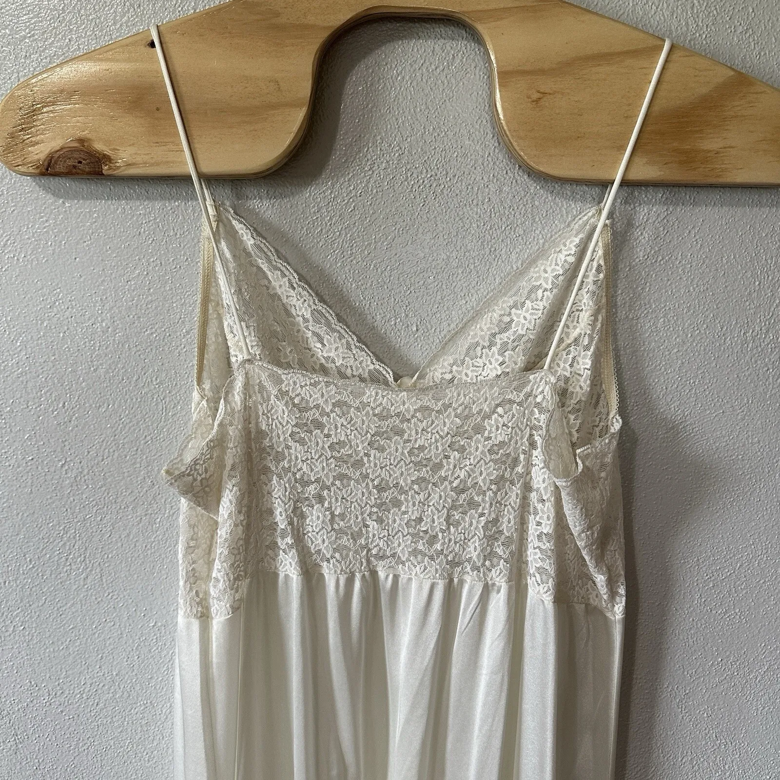 Vintage Slip Dress Long Nightgown 1X‎ Cream Ivory Lace Satin Bridal Trad Wife - Image 5
