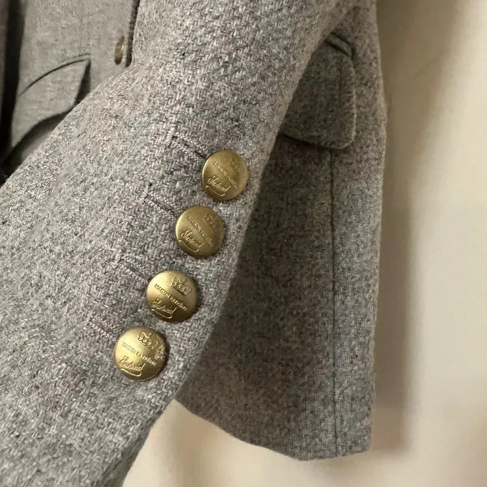 The Extreme Collection Blazer – Gray Gold Buttons Spain, Size 44 (US 4/Small) - Image 6