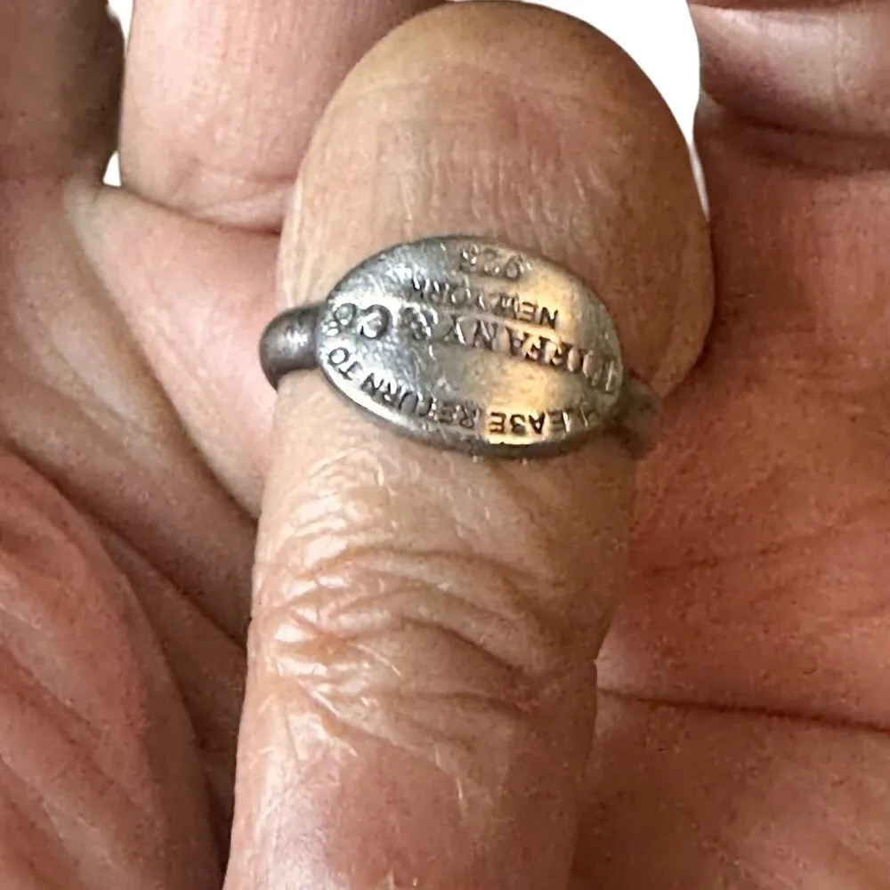 Tiffany & Co Size 6  Sterling Silver 925 Return To Tiffany New York Ring Oval - Image 14