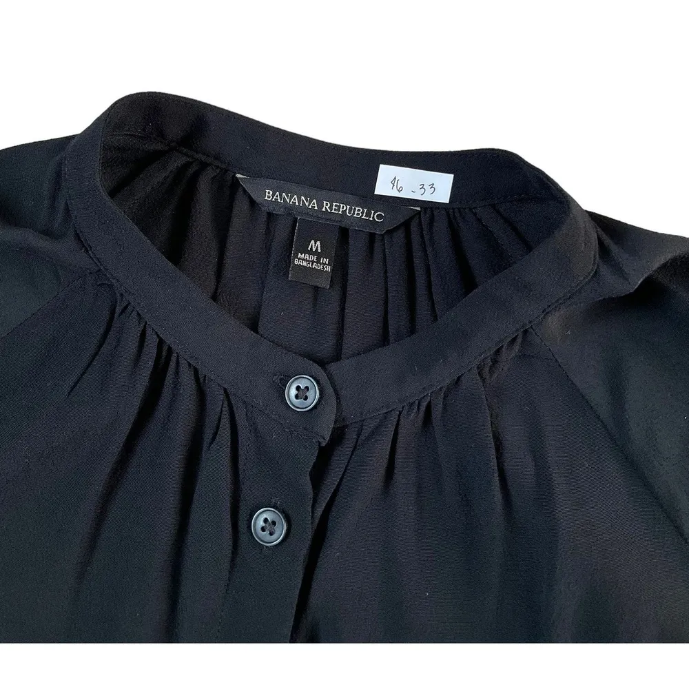 Banana Republic Black Flutter Sleeve Button Front Women Top Size Medium | 46-33 - Image 3