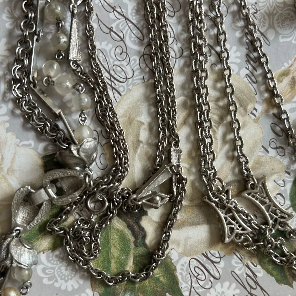 HUGE LOT OF VINTAGE EXTRA LONG SILVER YONE NECKLACES 60s 80s all WEARABLE - Image 4