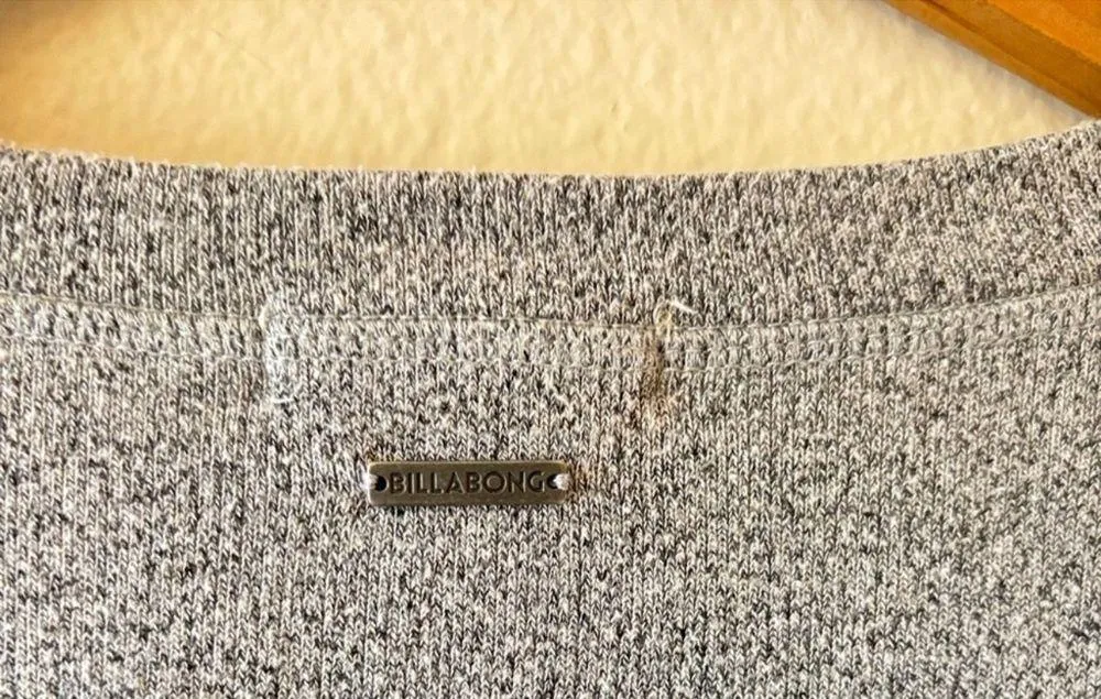 Billabong Women’s Gray Tie-Front Long Sleeve Top, Large - Image 4