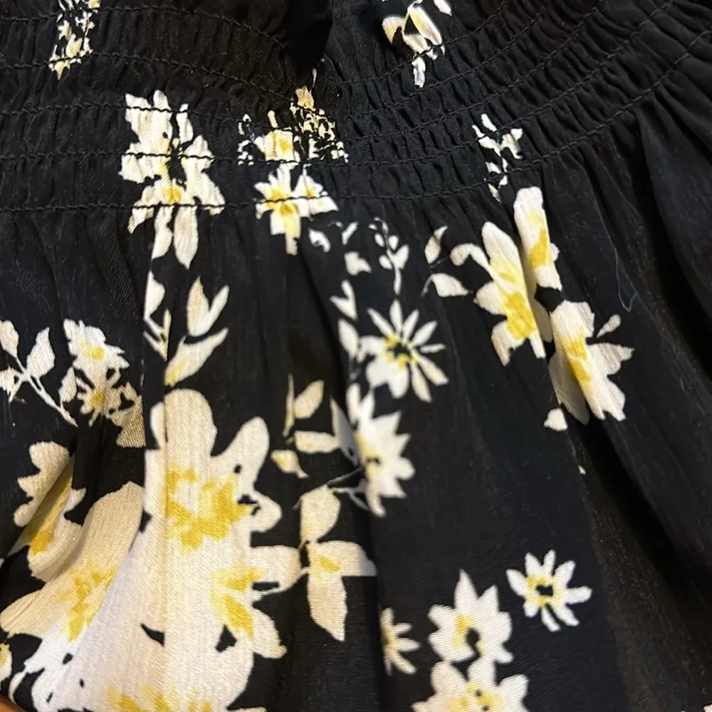 Wayf Womens XS Off shoulder Long Sleeve Puff Black Floral Ruffle Bodysuit Boho - Image 8