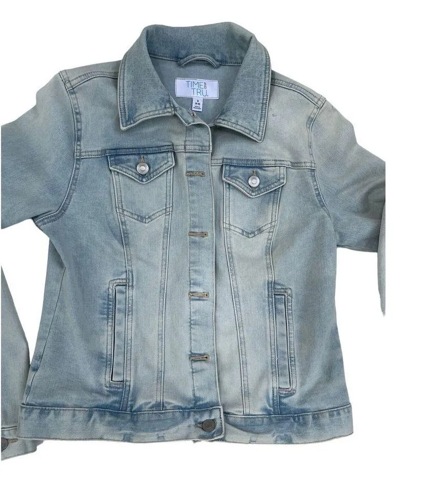 Time and Tru Women's Light Blue Denim Small Jacket - Image 5