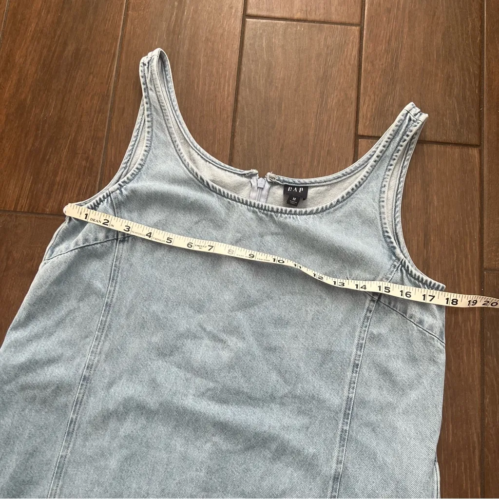 GAP Ultra Soft Denim Mini Shift Sleeveless Dress size Medium Light Blue - Image 4
