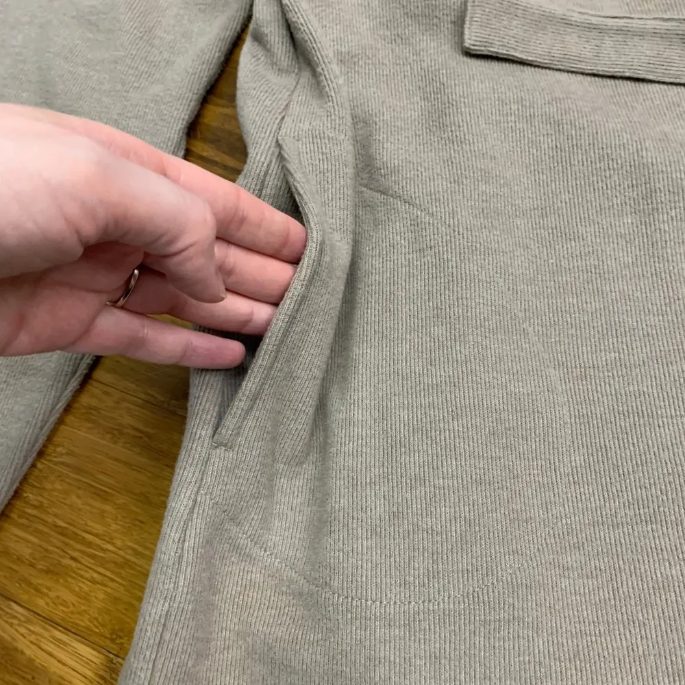 J.Jill Pure Jill Wrap Cardigan Womens Size XS Brown Knit Top Pockets Long Sleeve Tan - Image 4