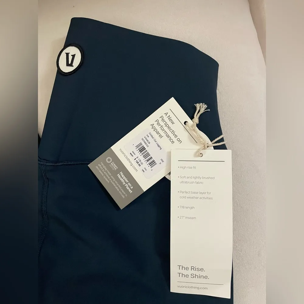 Vuori NWT Chilled Out 7/8 Leggings Color Ink Navy High Rise 27” Size S - Image 8
