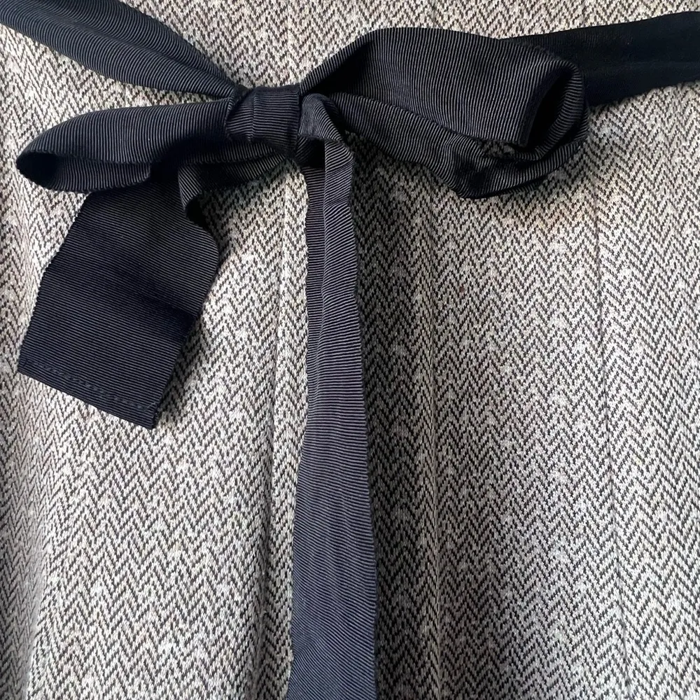 Women's trim tweed snow white skirt grey balck zipper in back - Image 10