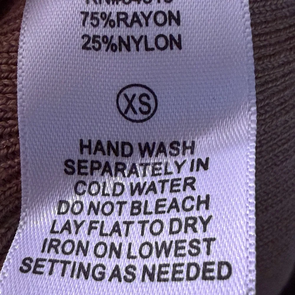 Women's CYRUS Ribbed Knit Sweater Shirt Round Neck, Brown Size XS - Image 5