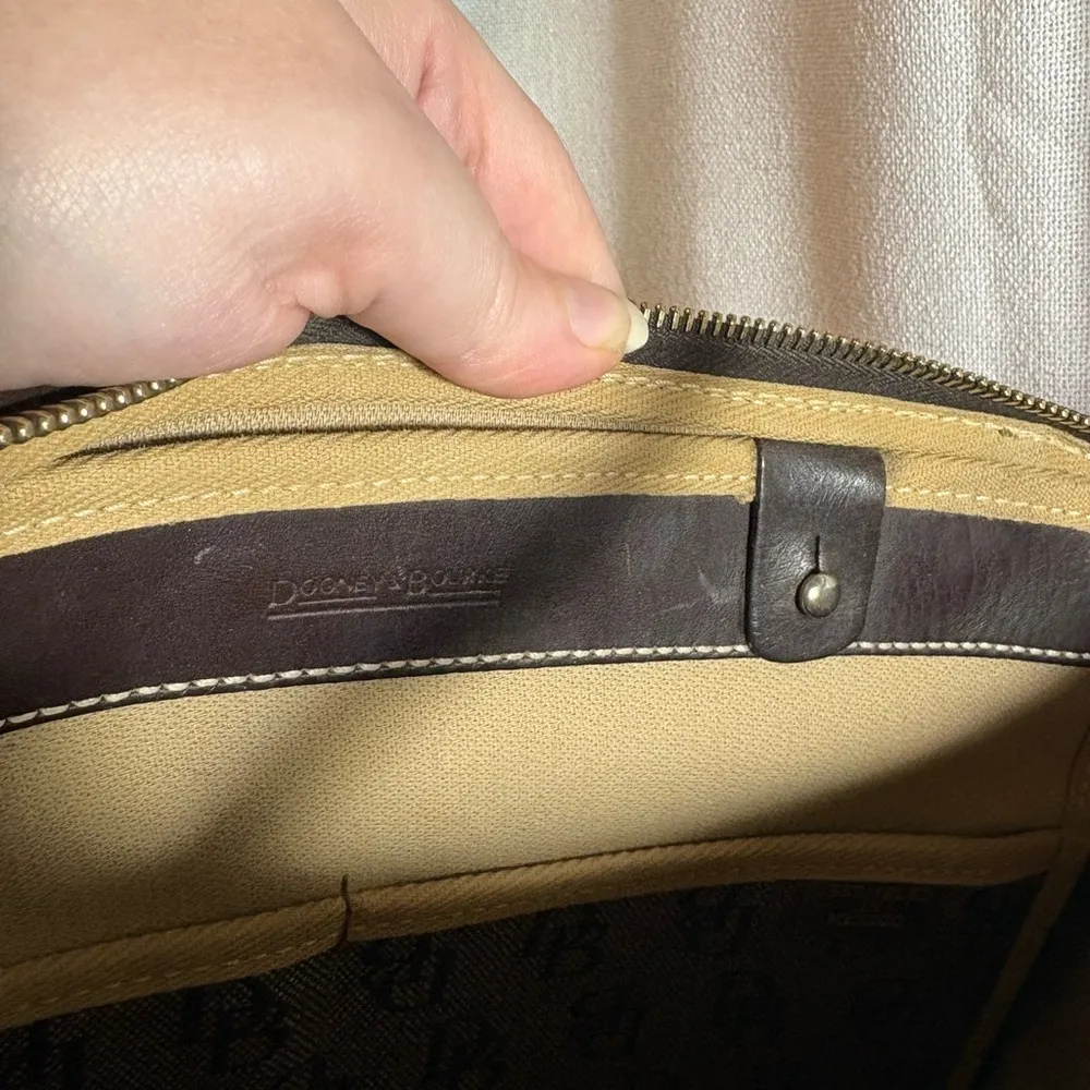 Vintage Dooney & Bourke Signature DB‎ Purse Large Tassel Tote Y2K Brown GUC! - Image 12