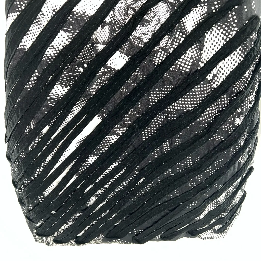 AKIRA Black Label Black/White Abstract Rose Print Strapless Dress w/Ribbon-M - Image 8