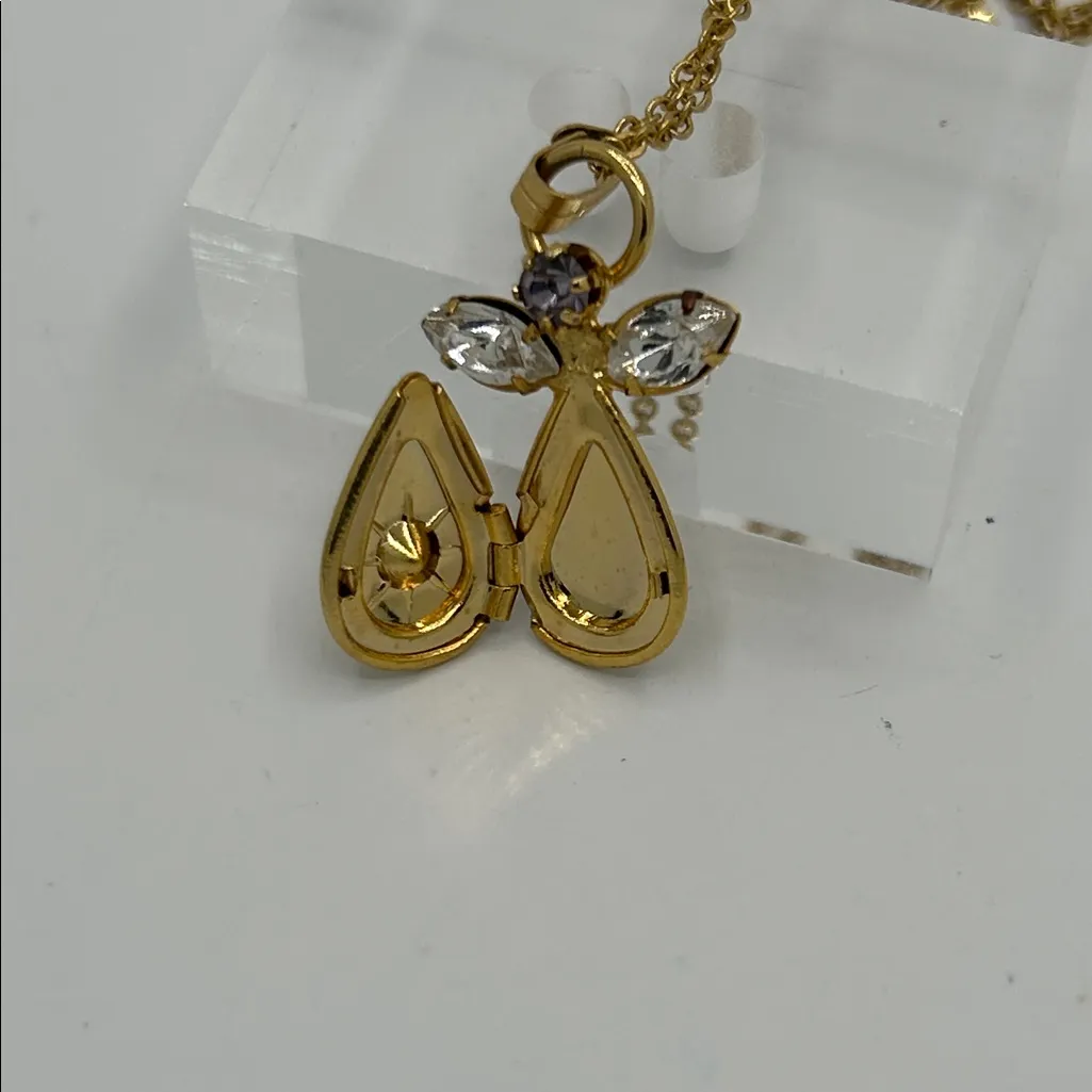 Vintage gold tone angel pendant locket birthstone necklace - Image 3