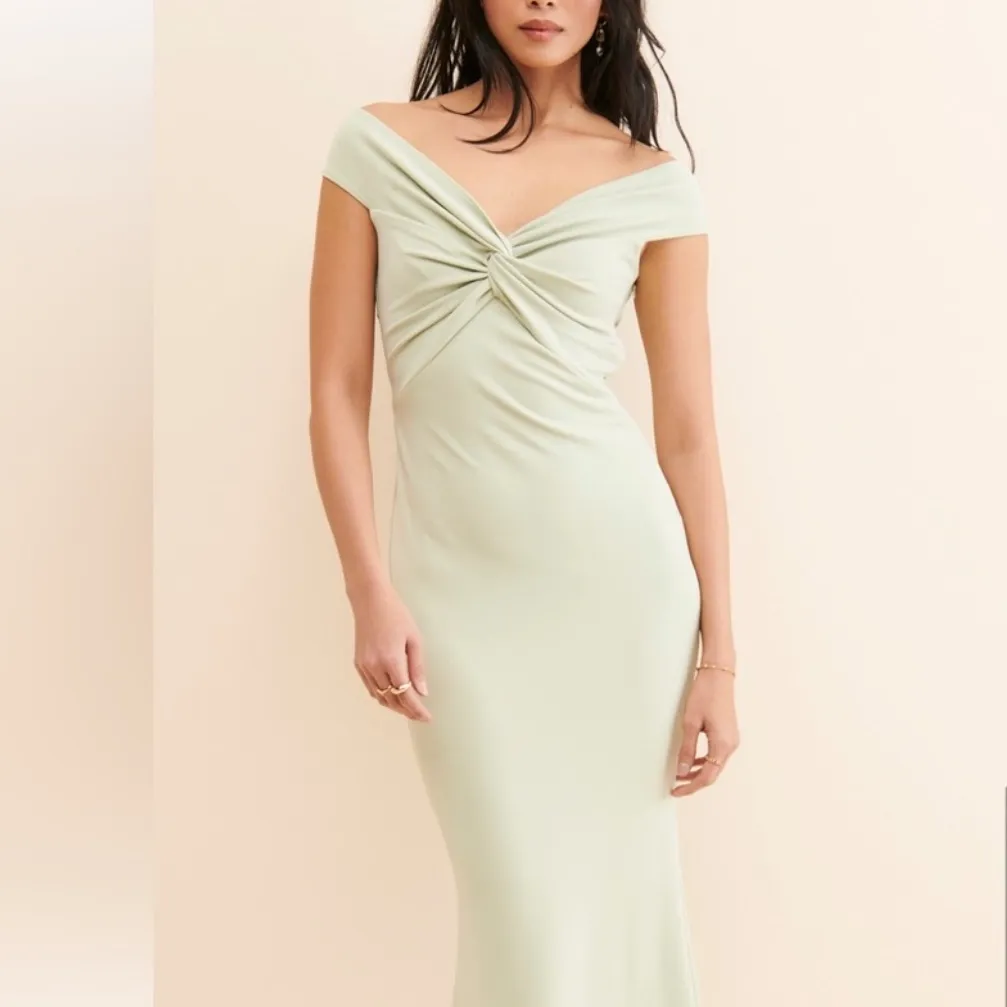 Katie May Women’s Liu Off Shoulder Light Green Twist Front Formal Maxi Dress S - Image 13