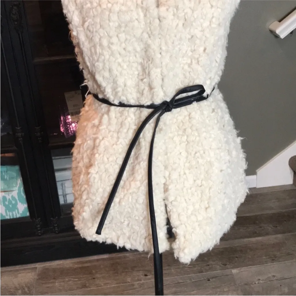 NWOT Sherpa Faux Fur Boho Wrap Vest Small - Image 3