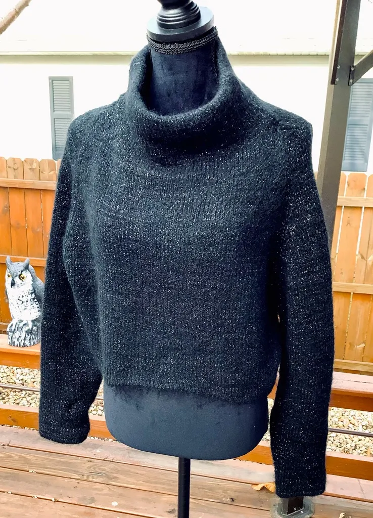 STYLISH, MODERN, DRESSY SARAH PACINI sweater 🌹🌹🌹 Black Size undefined - Image 1