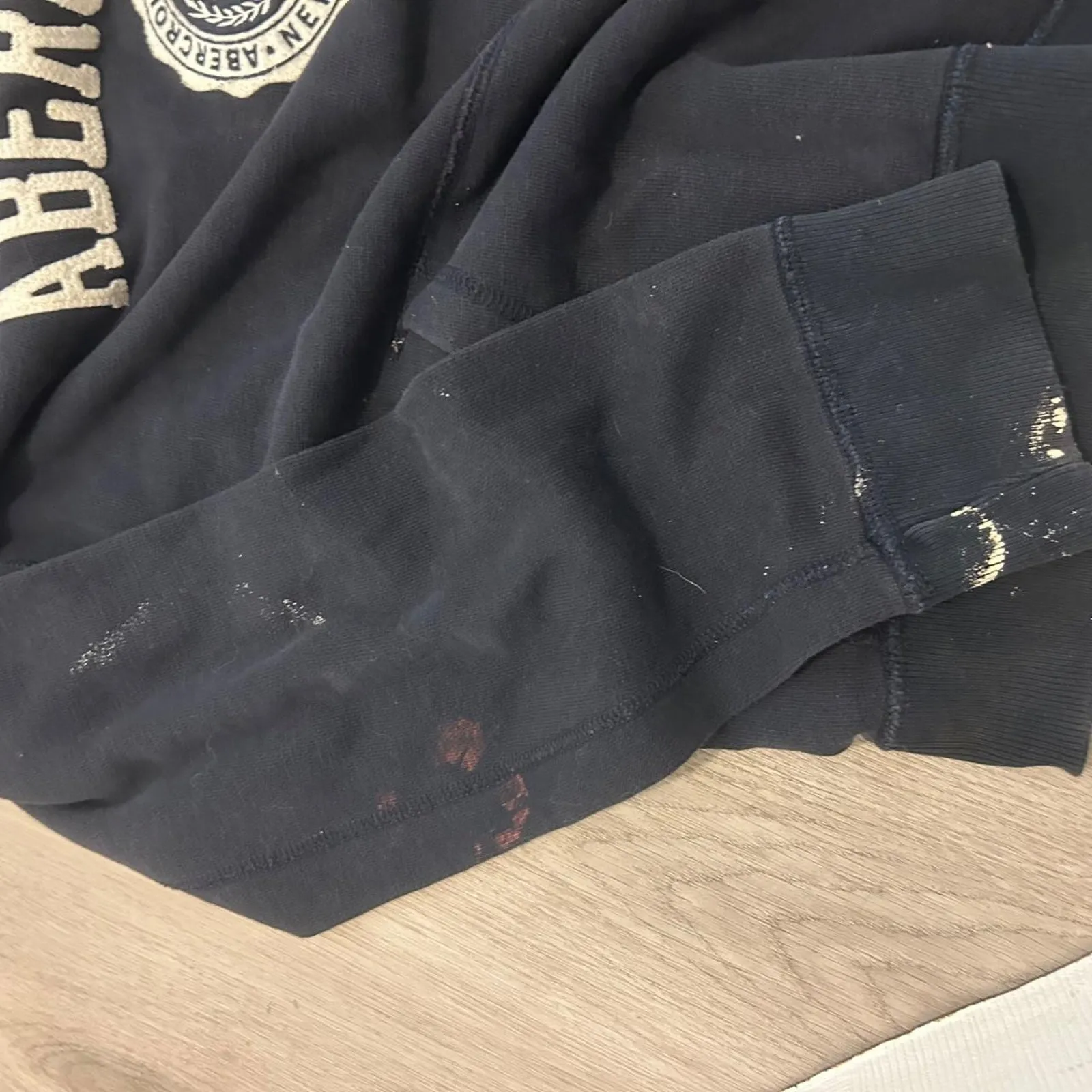 Abercrombie and fitch medium hoodie - Image 5