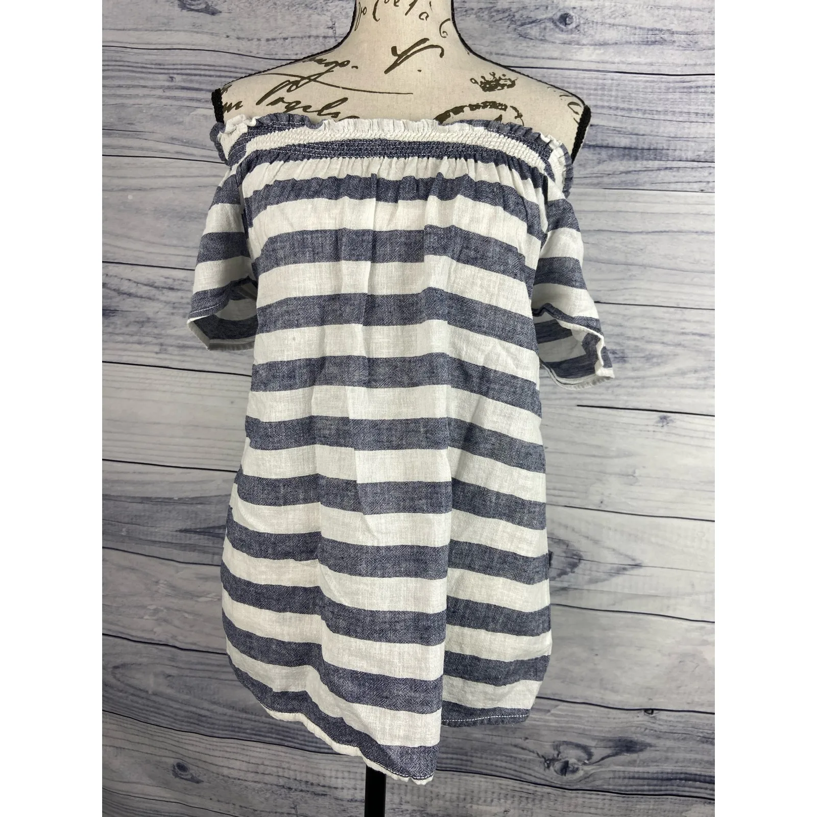 BeachLunchLounge Linen Tee Shirt Womens S Off On Shoulder Smocked Pleat Striped - Image 2