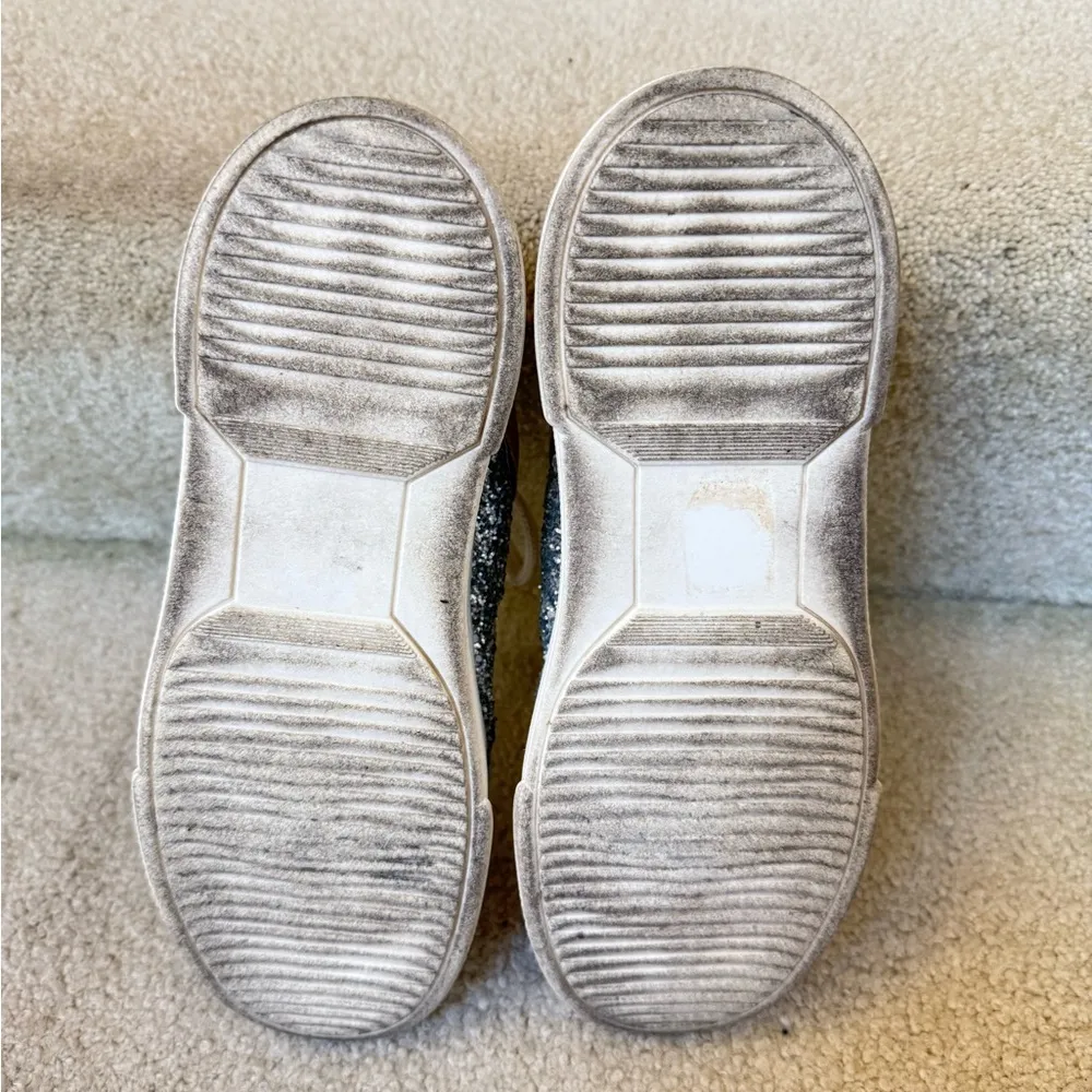 Pink Lily Silver Taupe Star Sneaker Shoe Glam Glitter Size 8 - Image 6