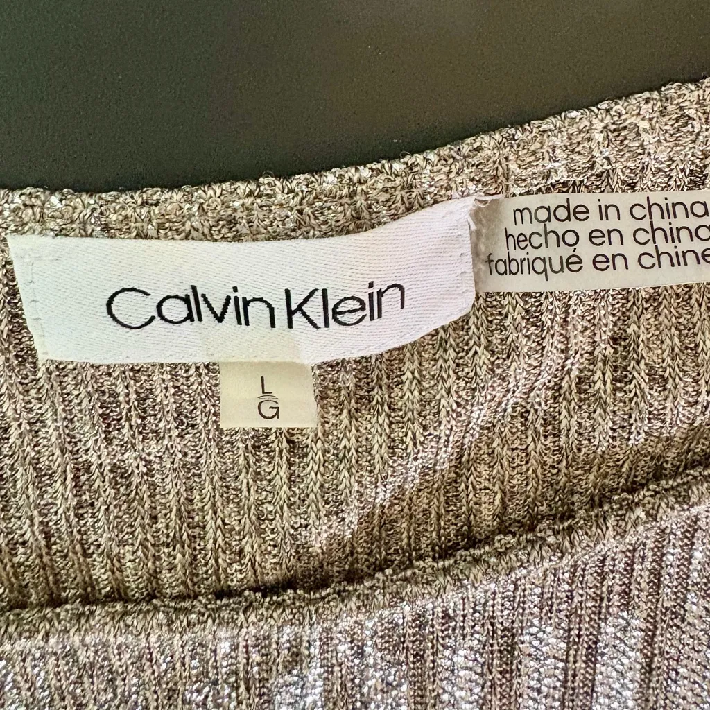 CALVIN KLEIN Metallic Gold Stretchy Knit Cap Sleeve Top - Image 7