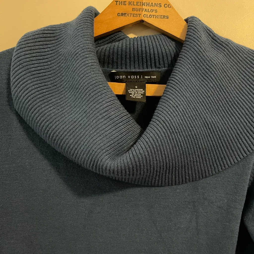 Priced to sell. blue cowl neck dress long sleeves. Over the knee/mini Small. - Image 2