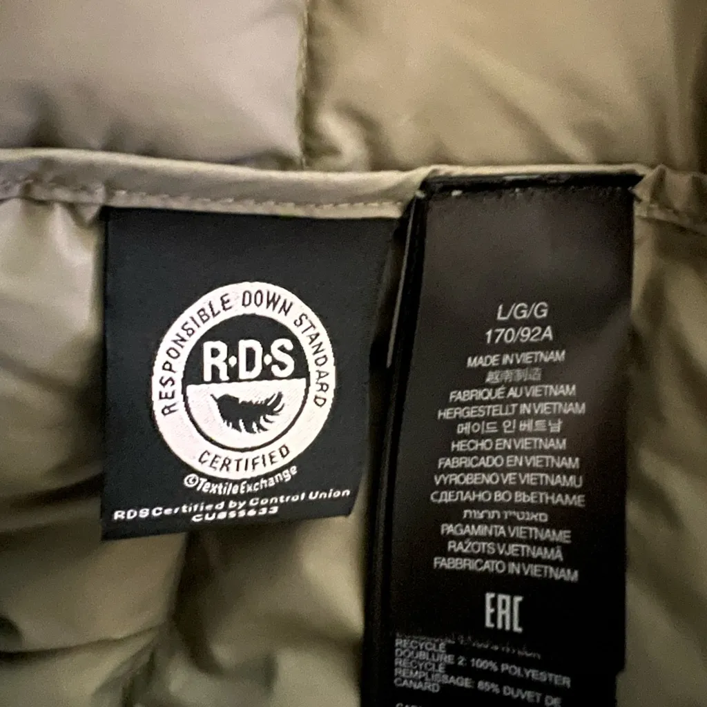 Marmot   Light Sage Green Puffer Jacket - Image 9