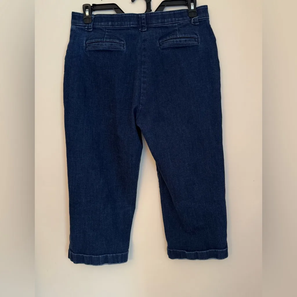 L.L. Bean Classic Fit Straight Leg Cropped Jeans Size 14 Reg Stretch Denim Capri - Image 2