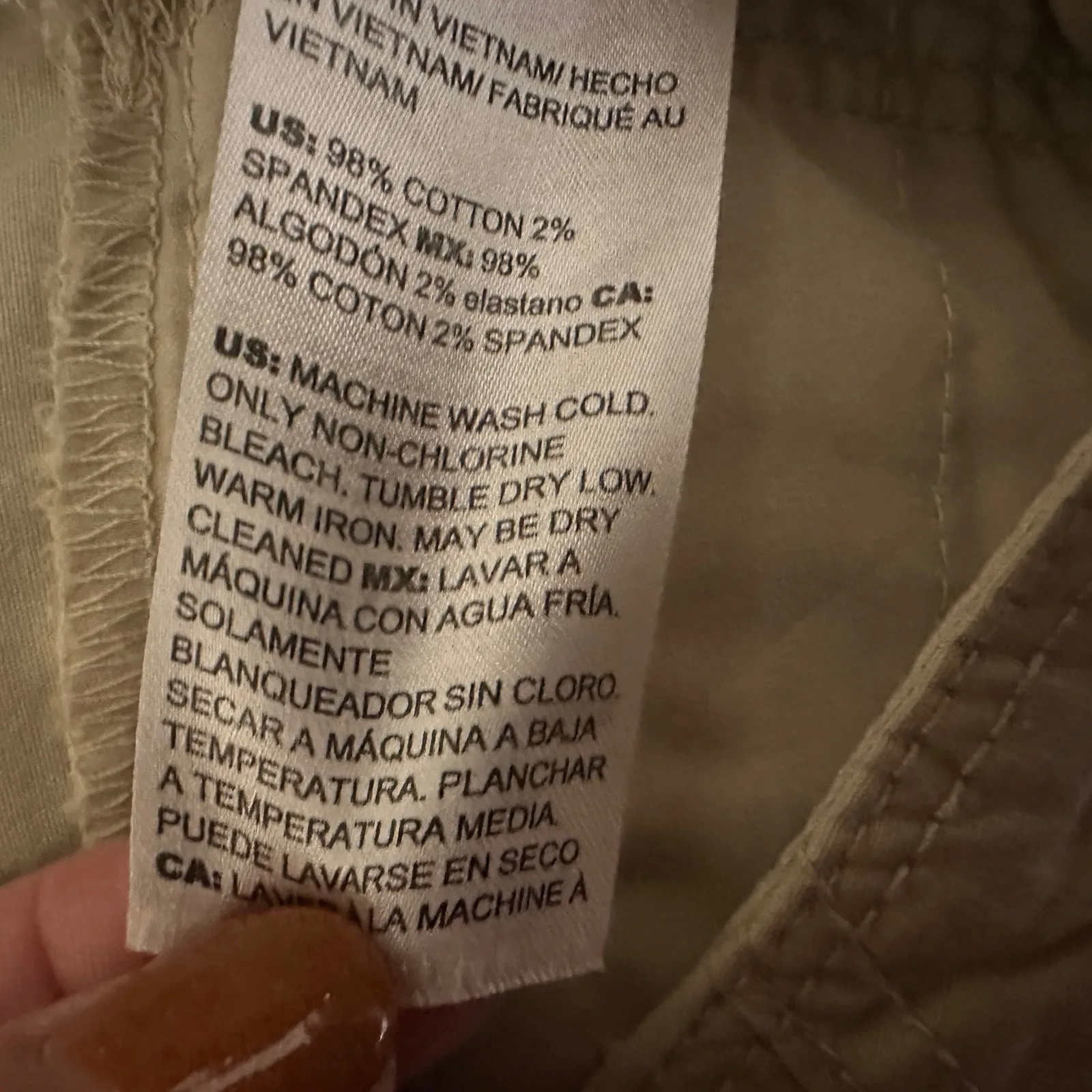 Chicos Beige Utility Shorts Size 12 US Womens Bermuda Capri Casual Khakis‎ - Image 5