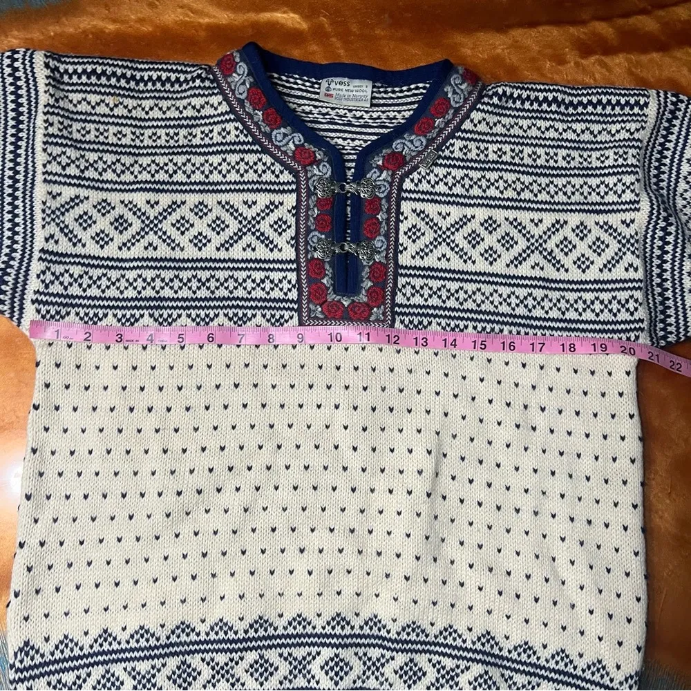 Voss Norway Fair Isle Wool Pullover Sweater metal clasps white blue red small - Image 9