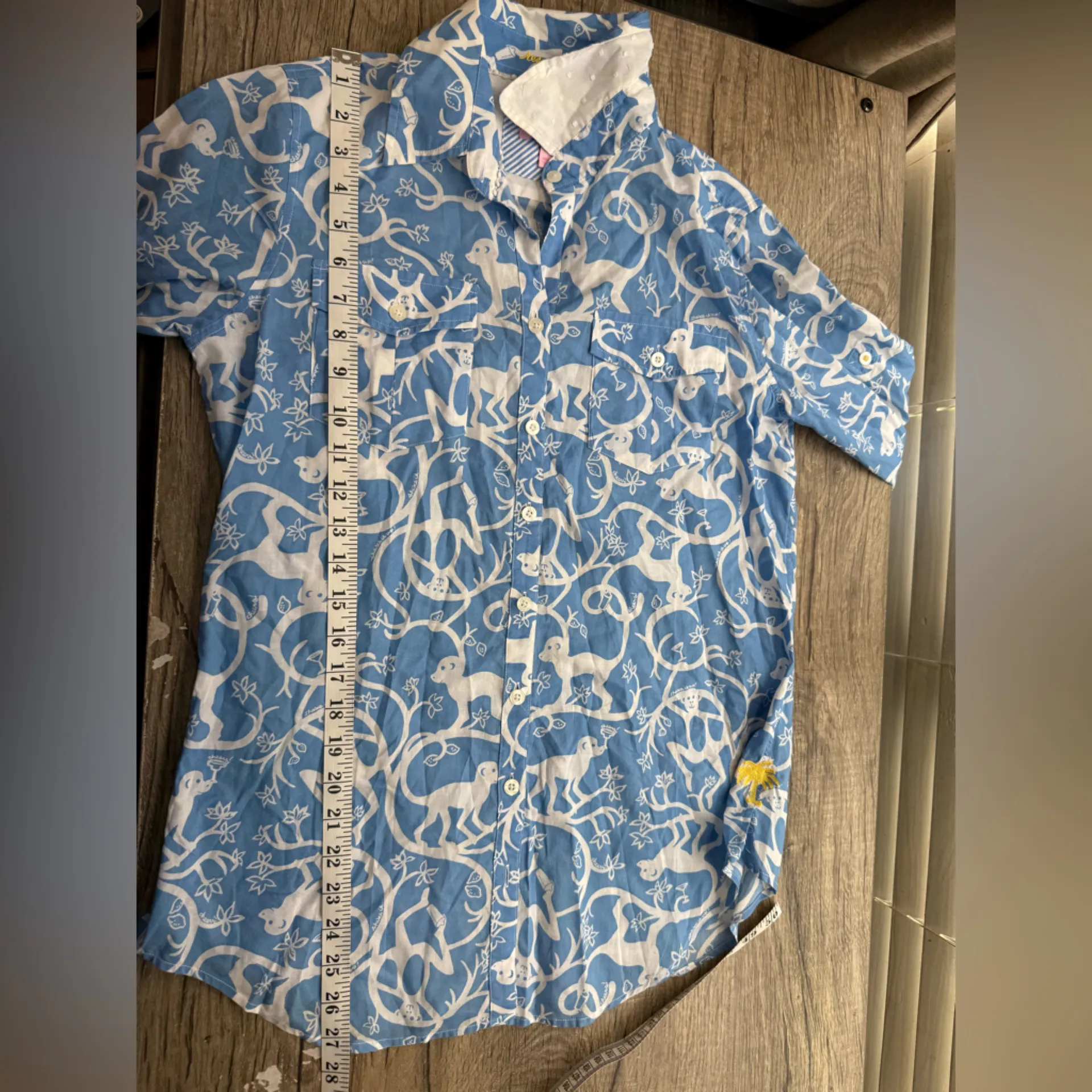 Lilly Pulitzer blue and white monkey print shirt ‘shake it up’ size small‎ - Image 7