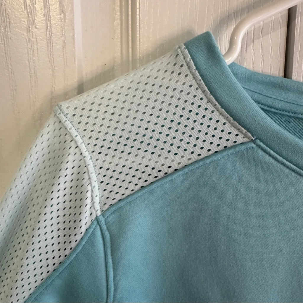 Under Armour loose blue white sweatshirt size XL - Image 2