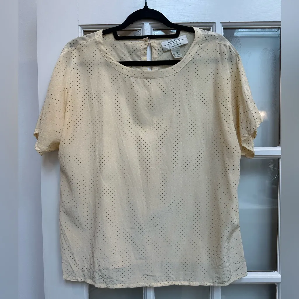 Vintage Austin Reed Classic Light Cream Blouse with Polka Dots 100% Silk Size 14 Yellow - Image 7