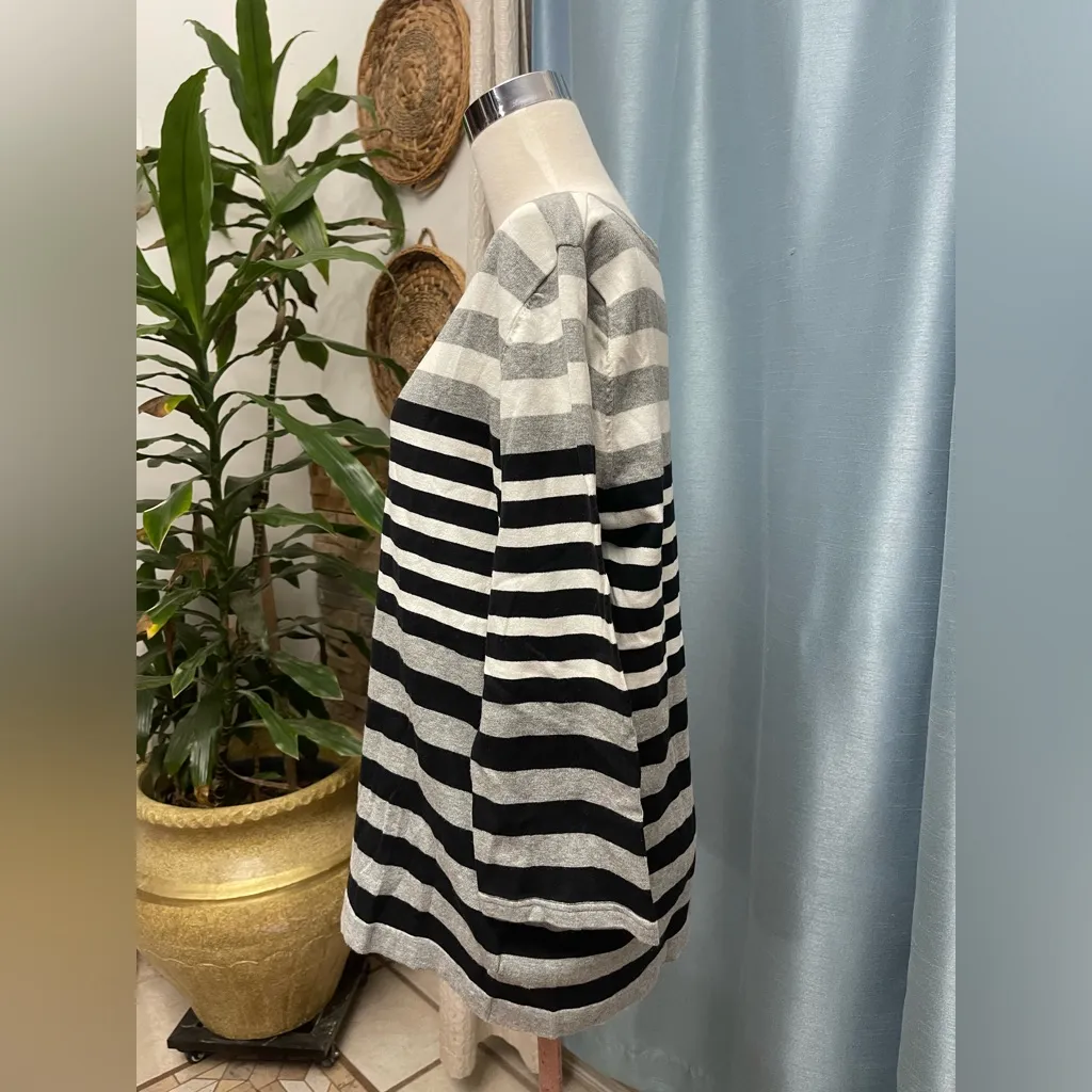 Jones New York Black and Gray Striped Long Sleeve Top - Image 2