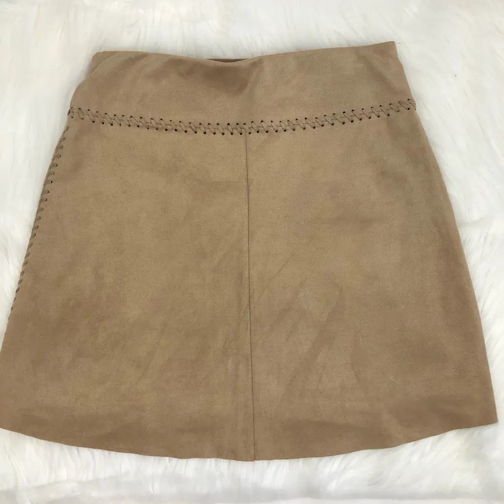 New Liberty Garden Faux Suede Skirt Elastic Waistband Stretchy Camel/Tan Size XS Tan - Image 4