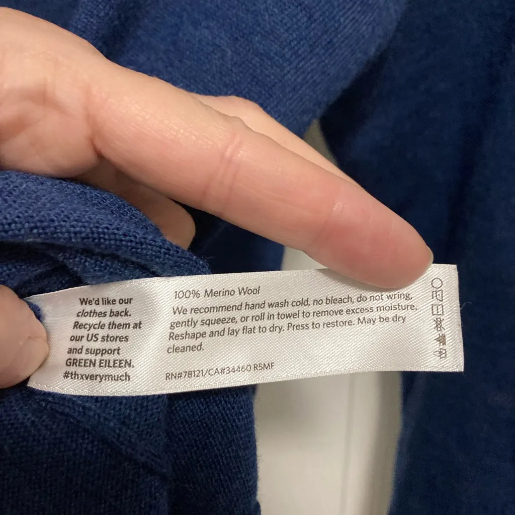 Eileen Fisher Women's Navy Two Tone 100% Merino Wool Sweater - Image 3