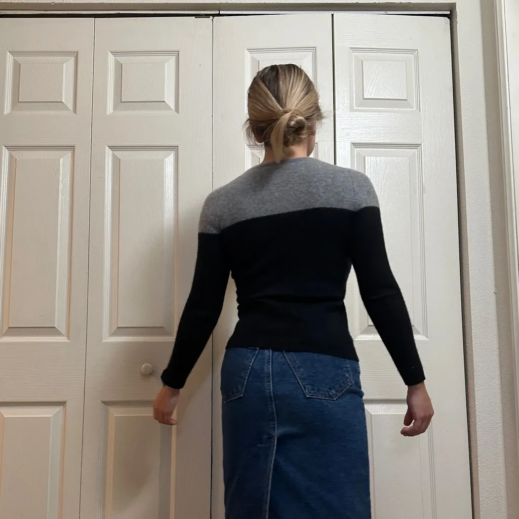 Vintage Morgan Taylor Crewneck Cashmere Sweater - Black/Grey - S - Image 4