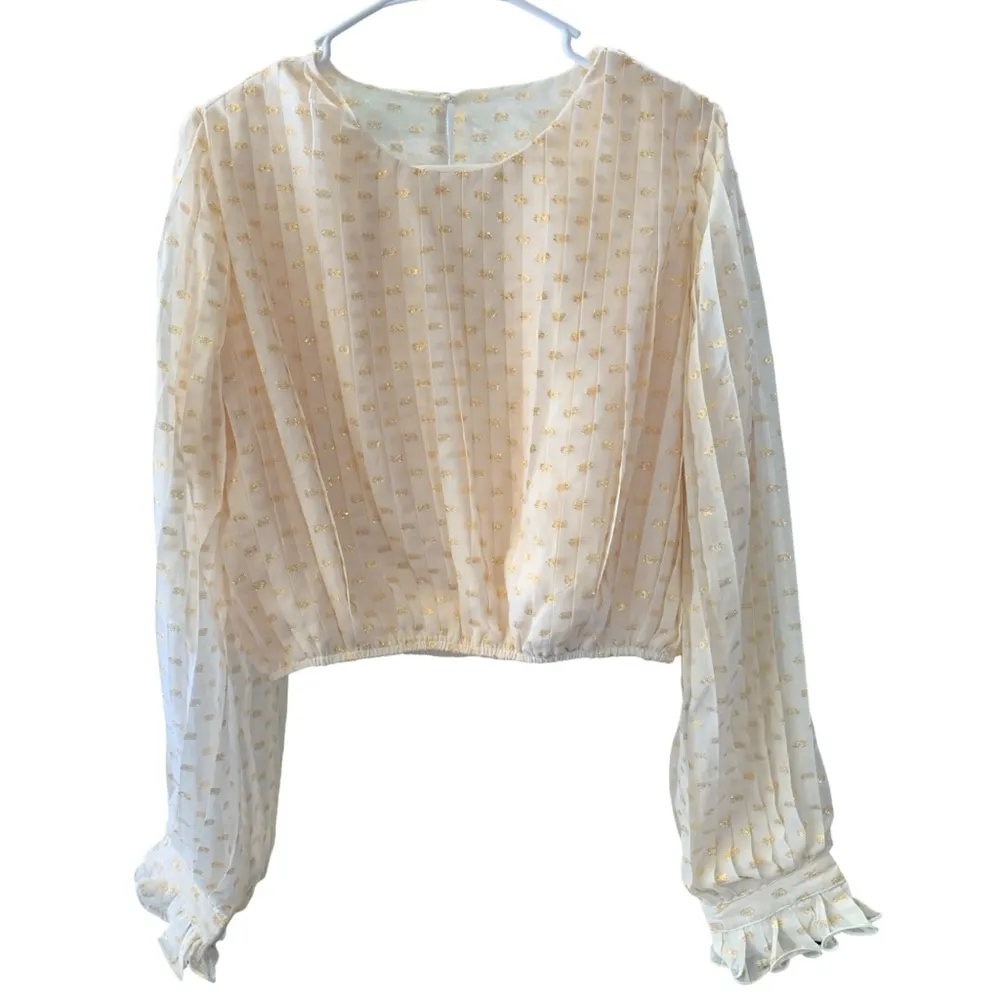 Endless Rose NWT  Women's Dot Pleated Blouson Crop Top - Image 4