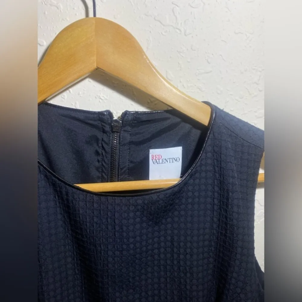 Red Valentino Black Valentino Spa Sleeveless Mini‎ Dress ( 38 ) Size 0 - Image 2