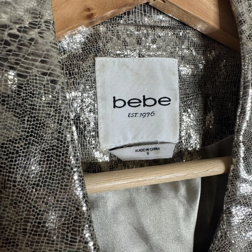 Bebe Jacket Small Silver Cropped Moto Snakeskin Print Metallic Zip y2k disco - Image 4