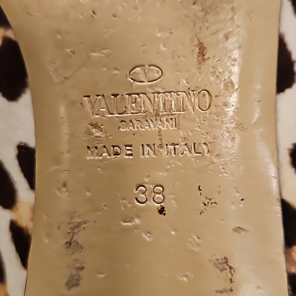 💕VALENTINO GARAVANI💕 Calf Hair Leopard Print Rockstud Ballet Flats 38 EU - Image 10