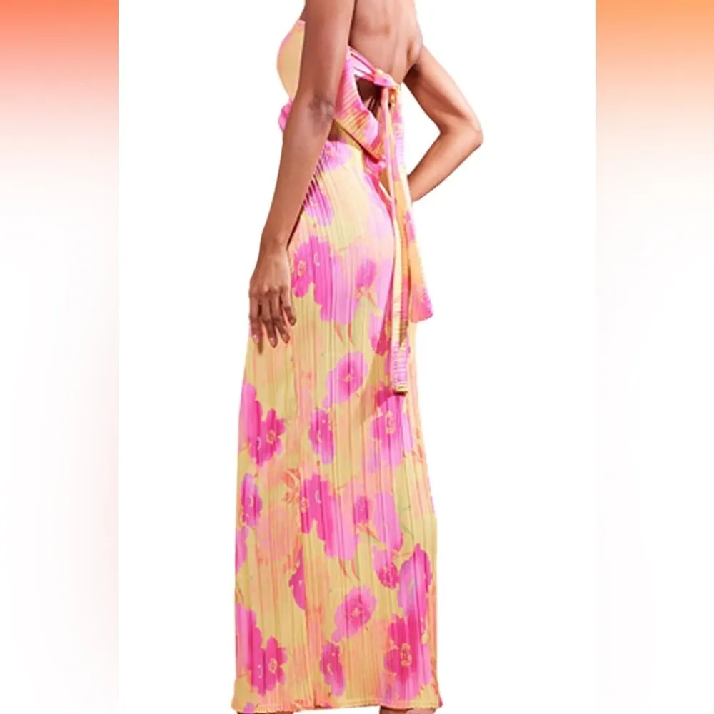 Multi Floral Print Plisse Bandeau Cowl Back Maxi 
PRETTYLITTLETHING 
NEVER WORN - Image 3