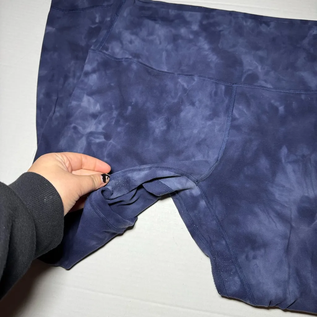 Lululemon Diamond Dye Blue Align Leggings 25" - Image 4