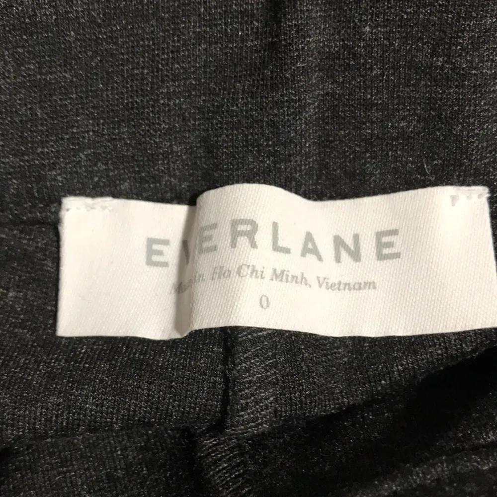 Everlane Stretch Ponte Pant Side Zip Pintuck Front Seam Charcoal Dark Grey Sz 0 - Image 6